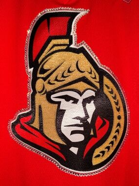 NWT ladies fanatics Ottawa Senators Jersey, sz Lg with rhinestone embellishments